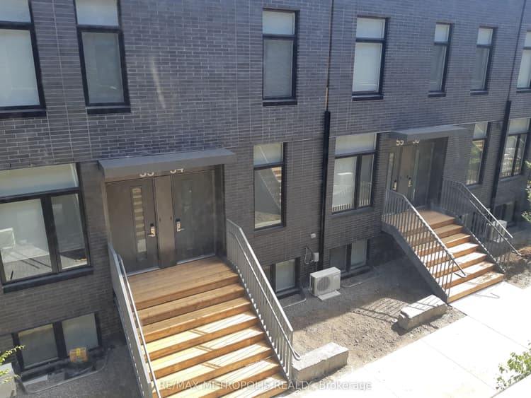 1760 Simcoe Street