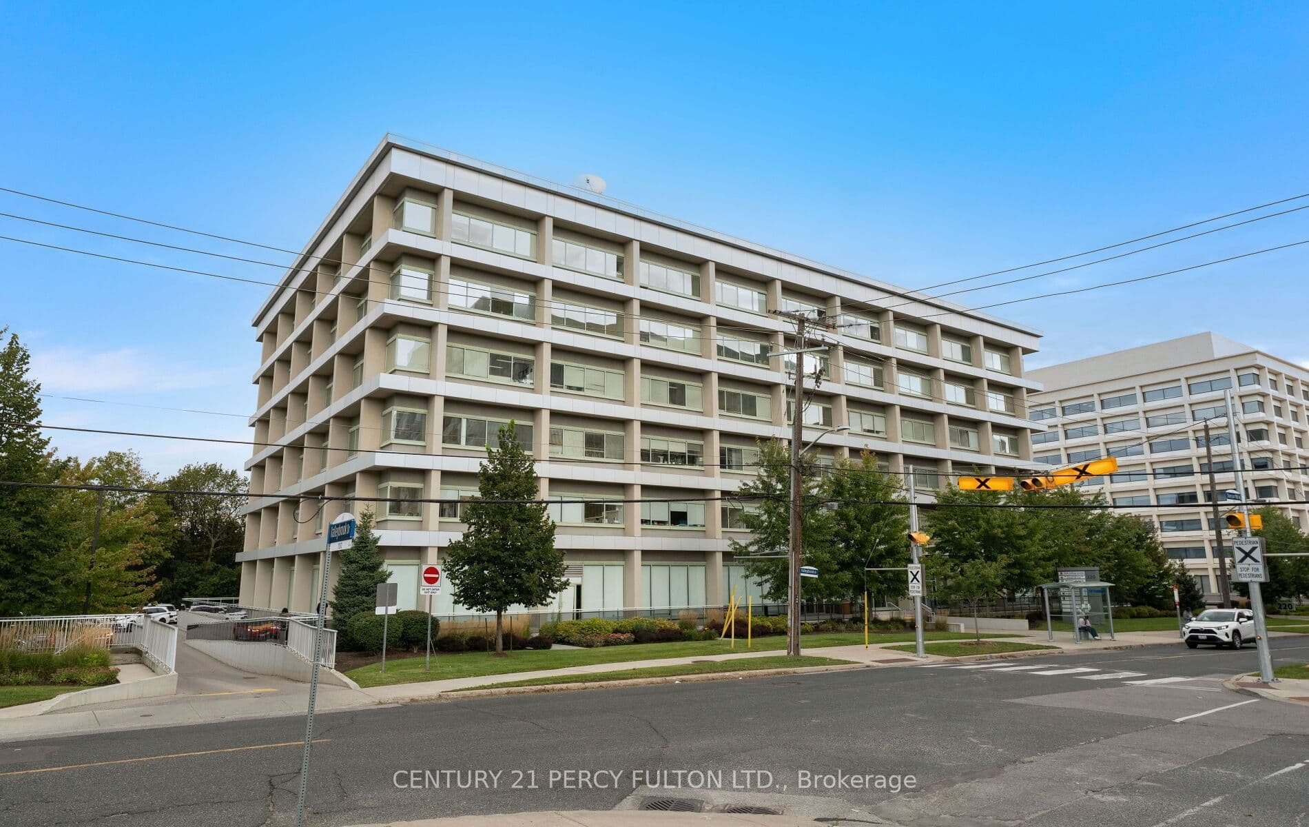 Unit 608, Unit 608 · 220 Duncan Mill Rd