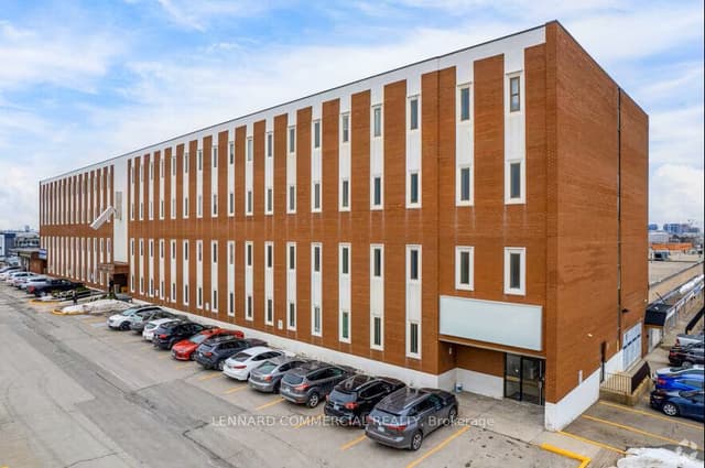 Office at 1111 Finch Avenue W 452, Toronto, ON M3J 2E5, Toronto W05