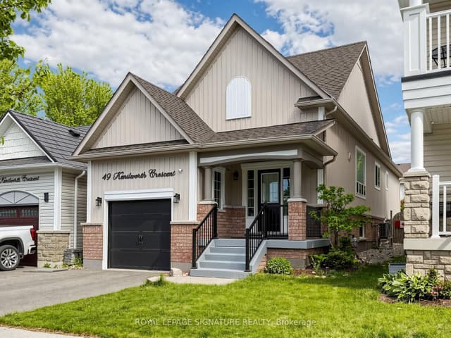 Detached at 49 Kenilworth Crescent, Whitby, ON L1M 2M6