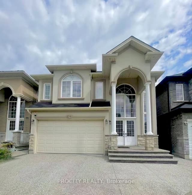 Detached at 109 Chartwell Circle, Hamilton, ON L9A 0C4