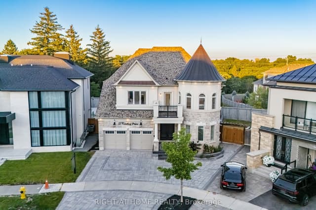 Detached at 33 Keatley Drive, Vaughan, ON L6A 4Y3
