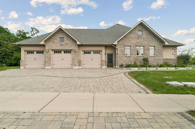 Detached at 260 Sunnybrae Avenue, Innisfil, ON L9S 1J1