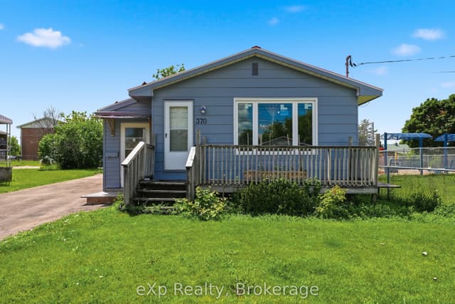 Detached at 370 Sidney Street, Belleville, ON K8P 3Z6