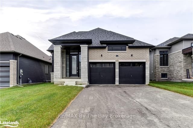 Detached at 5 Rosanne Circle, Wasaga Beach, ON L9Z 0N4