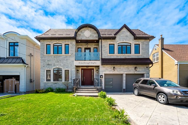 Detached at 70 Scarborough Heights Boulevard, Toronto, ON M1M 2V4, Toronto E08