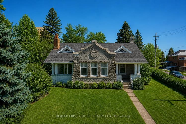 43 Summit Avenue