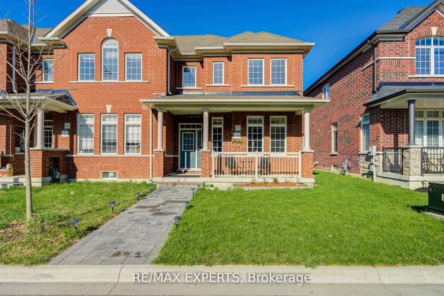 Att/Row/Townhouse at 32 Walter Proctor Road, East Gwillimbury, ON L9N 0P1