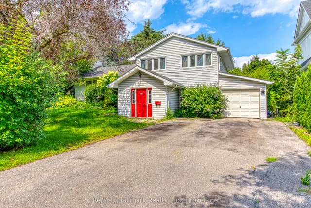 Detached at 235 Tweedsdale Crescent, Oakville, ON L6L 4P8