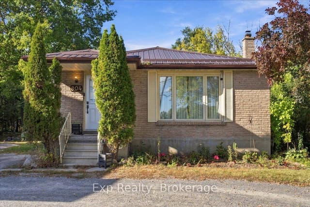 Detached at 804 Sherbrooke Street, Peterborough, ON K9J 2R1