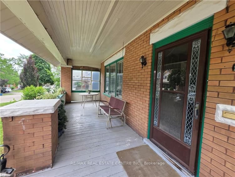 20 Fairview Avenue