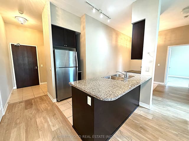 Condo Apartment at 339 Rathburn Road W 101, Mississauga, ON L5B 0K6