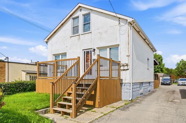 Detached at 509 Lincoln Street, Welland, ON L3B 4N9