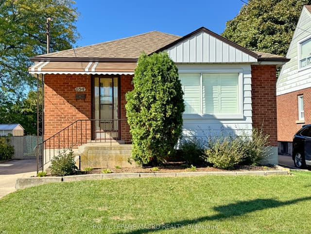Detached at 184 East 35th Street, Hamilton, ON L8V 3Y2