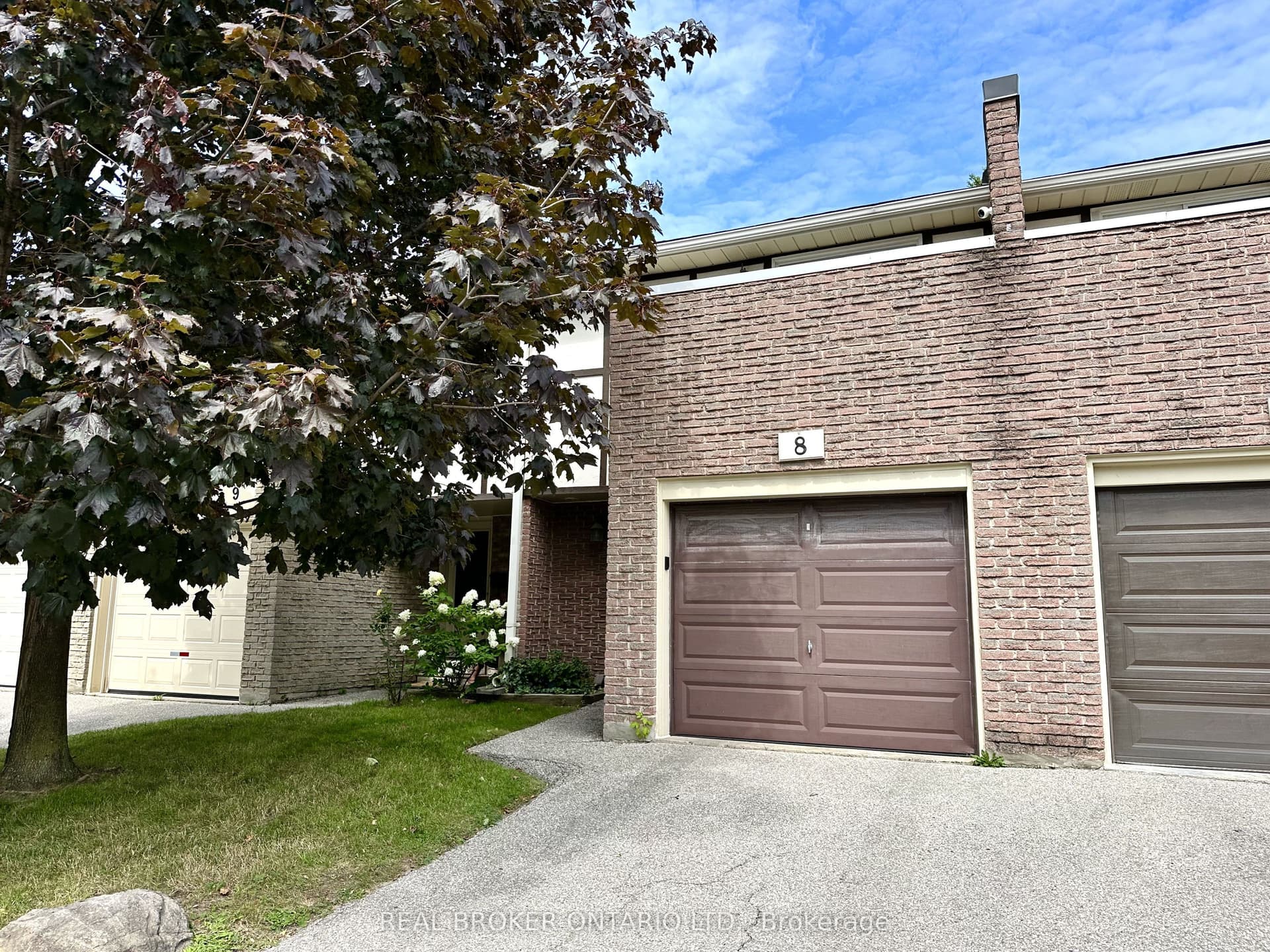 1485 Gulleden Drive in L4X