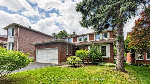 Detached at 2027 Roy Ivor Crescent, Mississauga, ON L5L 3N7