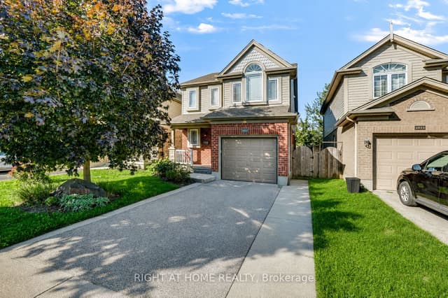 Detached at 1811 Rollingacres Drive, London North, ON N5X 4K4