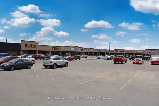 Office at 1135 Lansdowne Street W 223, Peterborough, ON K9J 7M2