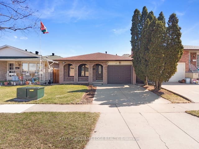 Detached at 45 Juniper Drive, Hamilton, ON L8E 4C7