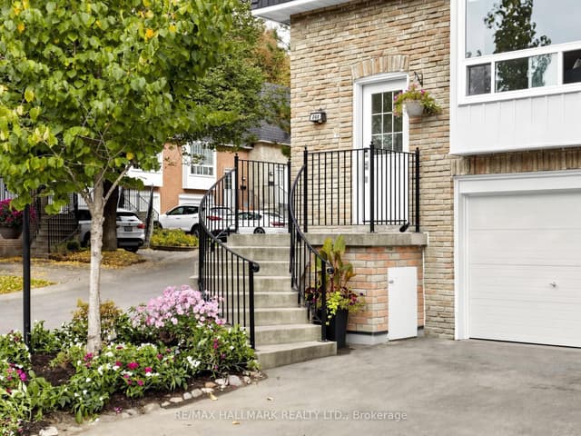 Condo Townhouse at 282 Royal Orchard Boulevard, Markham, ON L3T 3E7