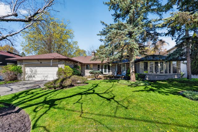 Detached at 18 Brian Cliff Drive, Toronto, ON M3B 2G2, Toronto C13