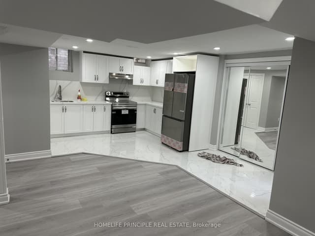 Detached at 70 Gallant Place Basement, Vaughan, ON L4H 3W7