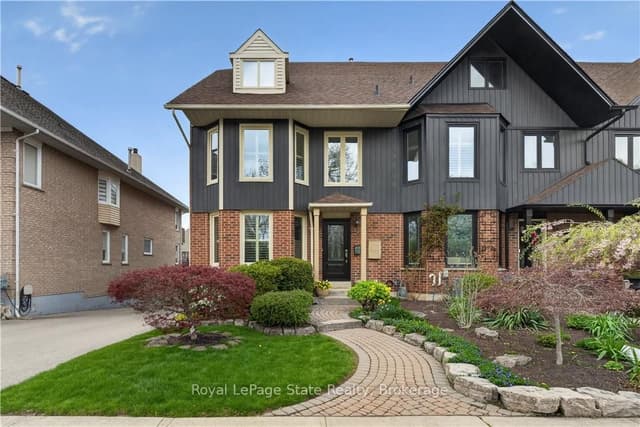 Att/Row/Townhouse at 77 Sunvale Place, Hamilton, ON L8E 4Z6