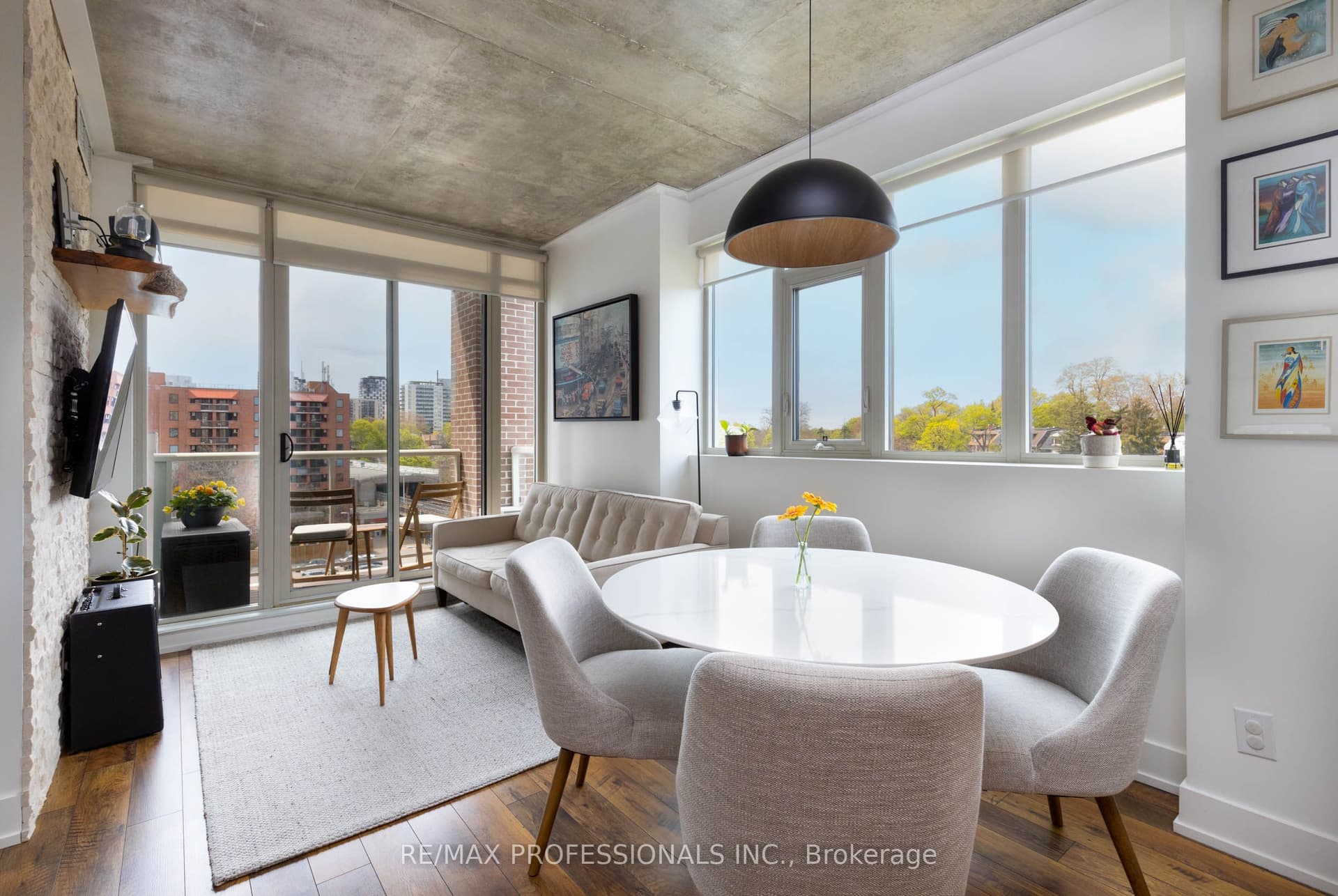 Suite 410 · Floor 4, Unit 410 · 1638 Bloor St W