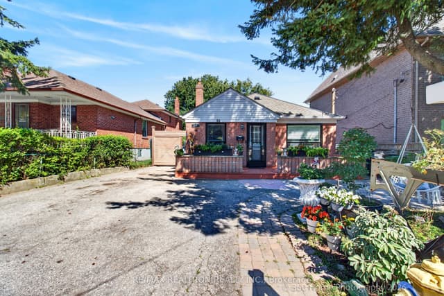 Detached at 84 Ranee Avenue, Toronto, ON M6A 1N2, Toronto C04