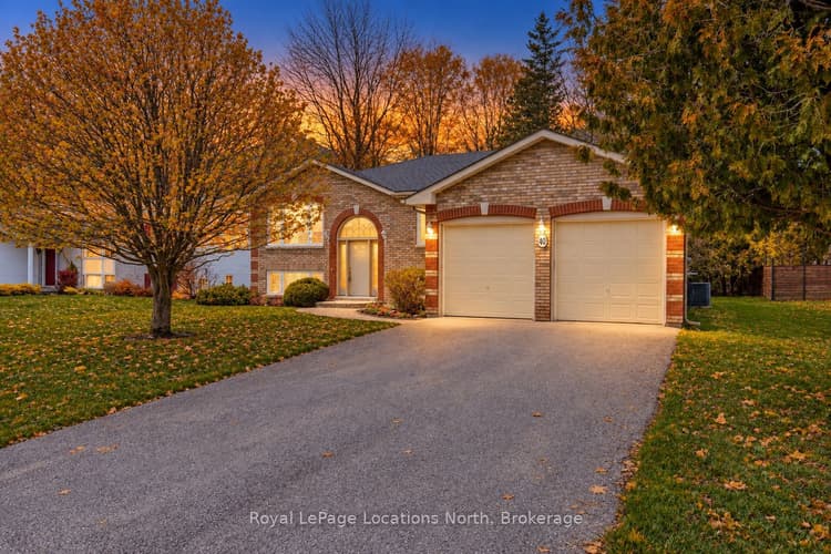 40 Fairway Crescent