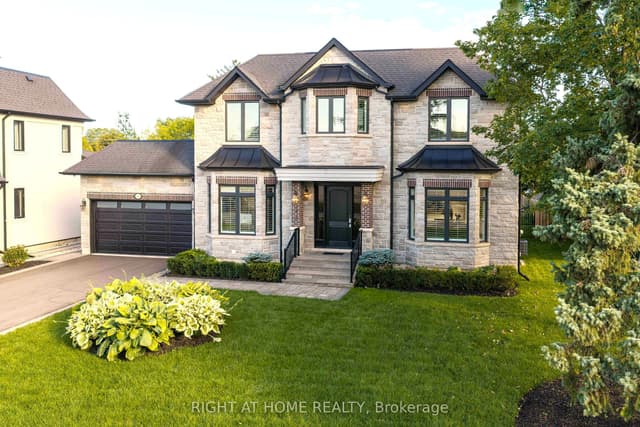 Detached at 1410 Stanbury Road, Oakville, ON L6L 2J6