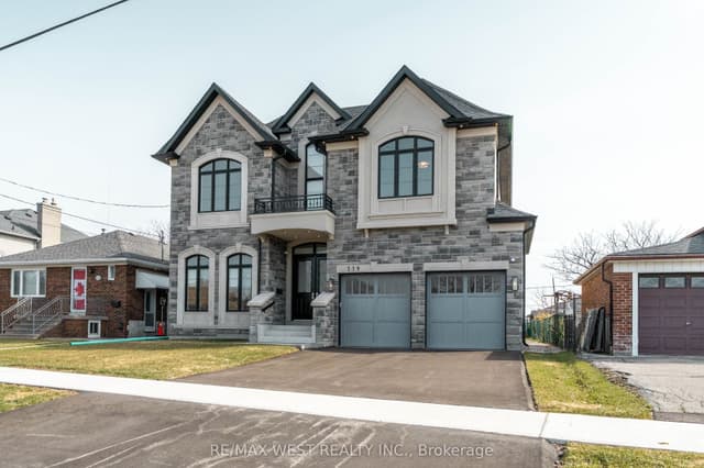 Detached at 119 Jay Street, Toronto, ON M6L 2M3, Toronto W04