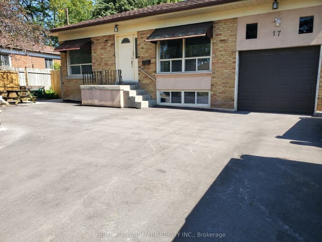 Detached at 17 Maralim Road, Richmond Hill, ON L4C 2K6