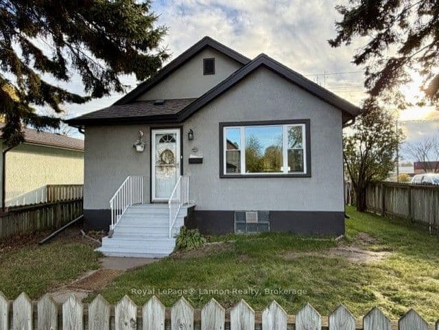 Detached at 440 ARCHIBALD Street S, Thunder Bay, ON P7E 1G8