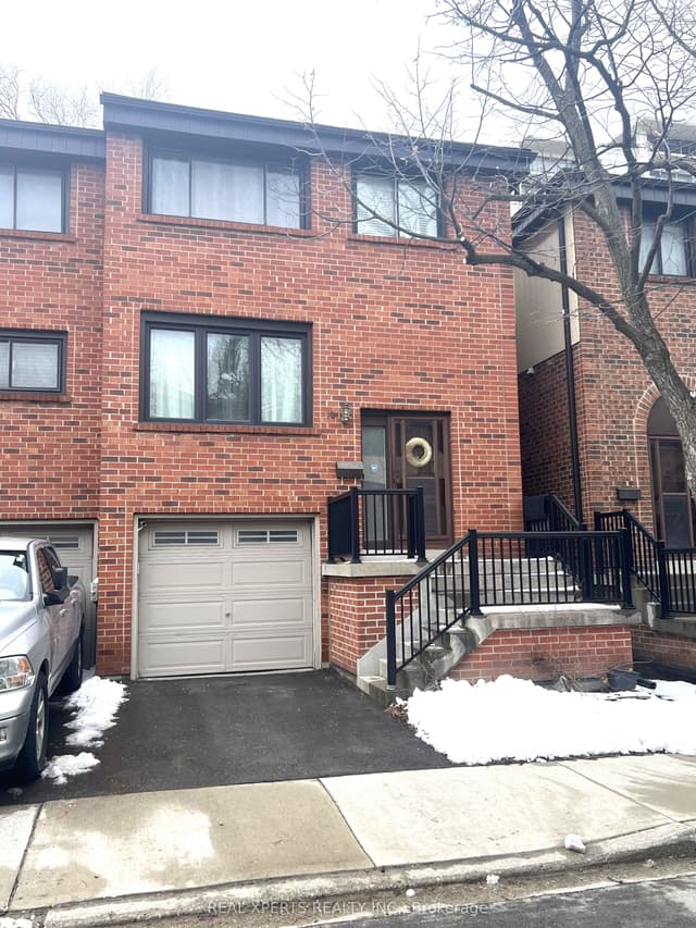 Condo Townhouse at 12 maple branch Path, Toronto, ON M9P 3T5, Toronto W09