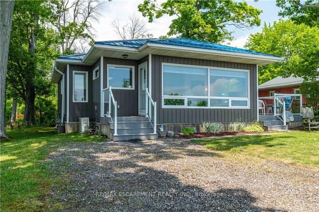 Detached at 2399 Lakeshore Road, Haldimand, ON N1A 2W8