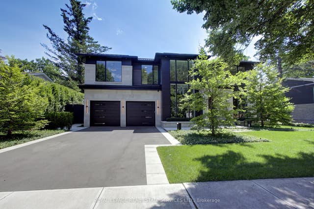 Detached at 1472 Oakhill Drive, Oakville, ON L6J 1Y5