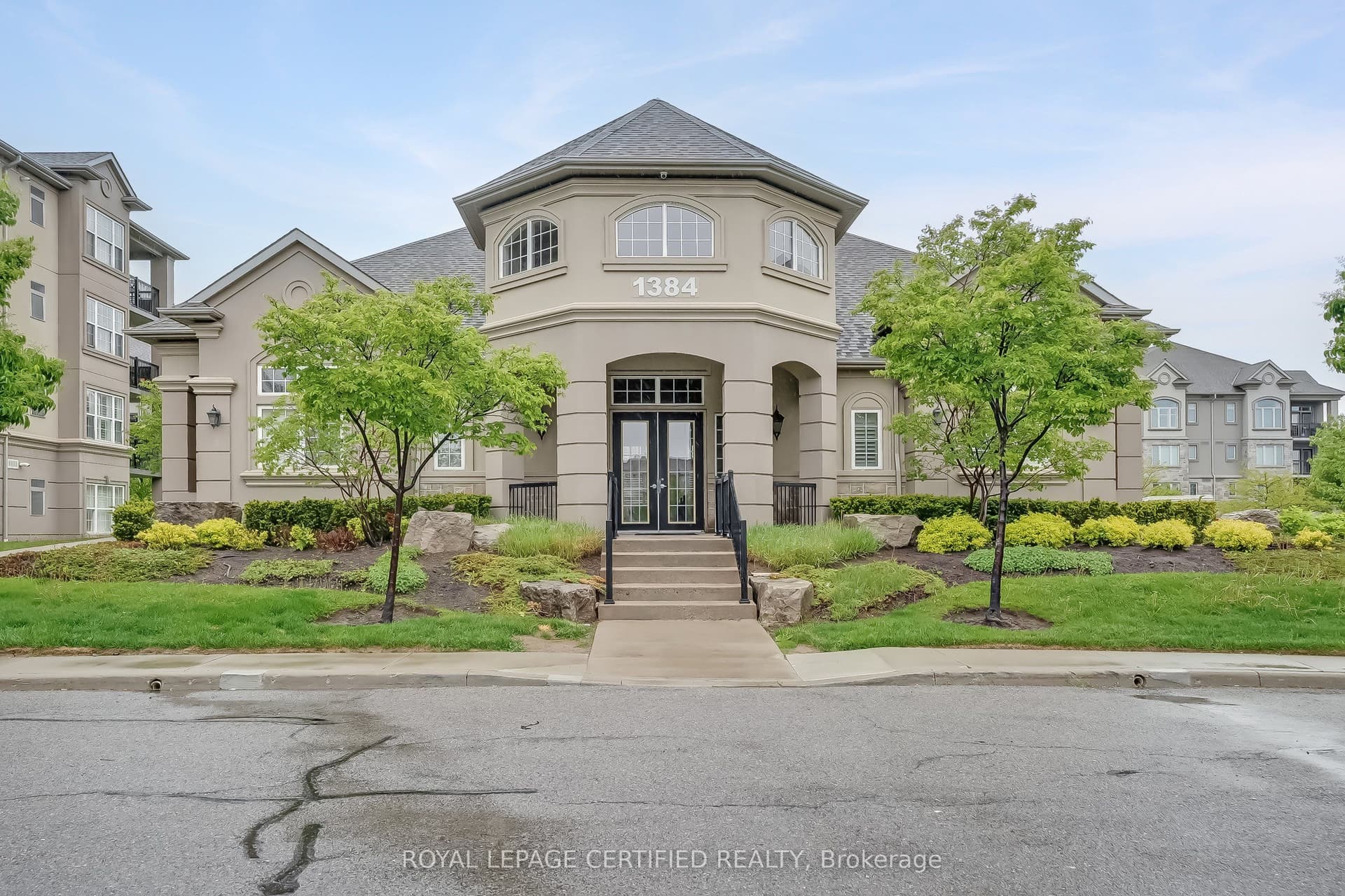 Suite 308 · Floor 3, Unit 308 · 1350 Main St E