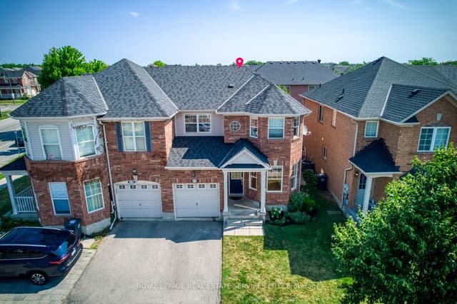 Semi-Detached at 916 McNair Circle, Milton, ON L9T 6Y5