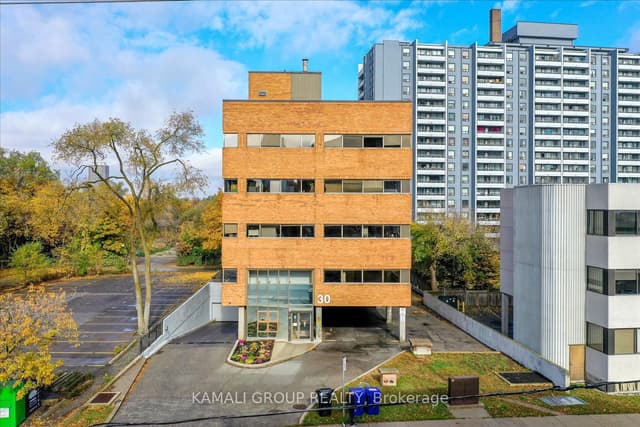 Office at 30 Drewry Avenue 101, Toronto, ON M2M 4C4, Toronto C07