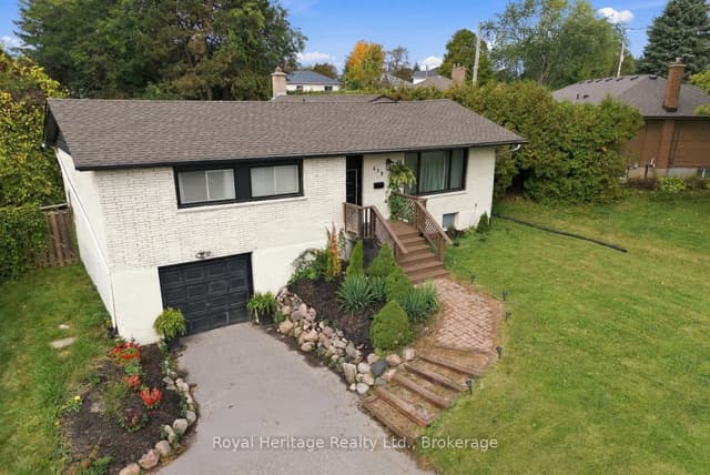 Detached at 618 Sunset Boulevard, Clarington, ON L1B 1C9