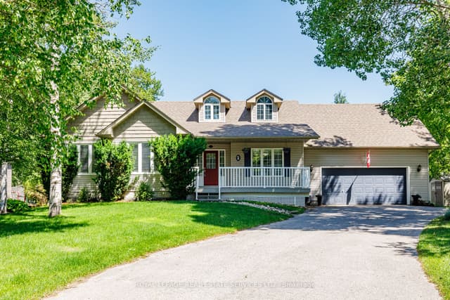 Detached at 2 Alexandra Lane, Wasaga Beach, ON L9Z 1N5