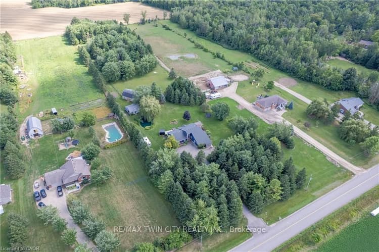 6471 Sideroad 15 Road