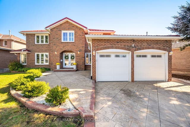 Detached at 4 McFadden Drive, Brampton, ON L6Z 3H4