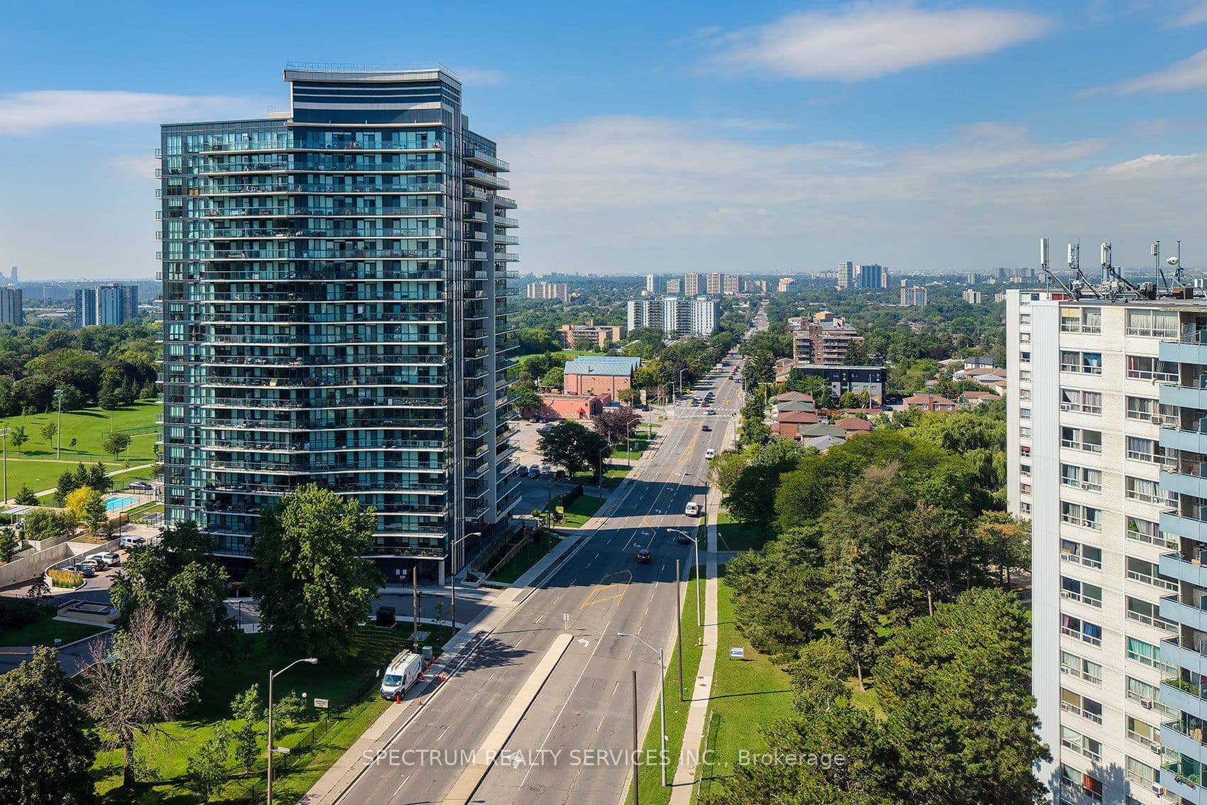 Suite 307 · Floor 3, Unit 307 · 1461 Lawrence Ave