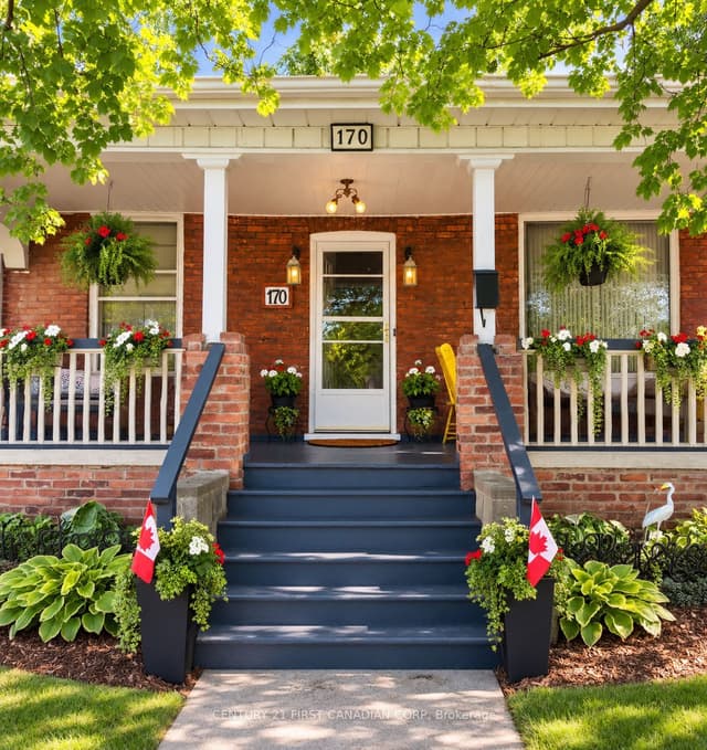 Detached at 170 Wellington Street E, Chatham-Kent, ON N7M 3P3