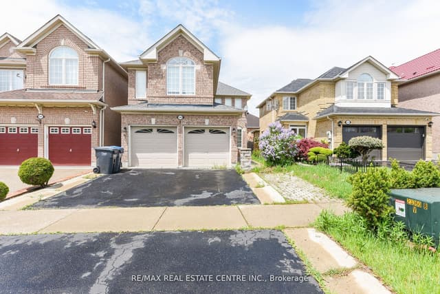 Detached at 5989 Sidmouth Street, Mississauga, ON L5V 2Z5