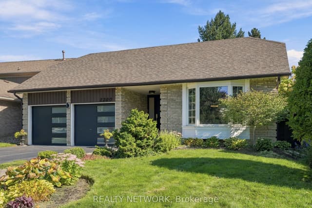 Detached at 2390 Sinclair Circle, Burlington, ON L7P 3C3