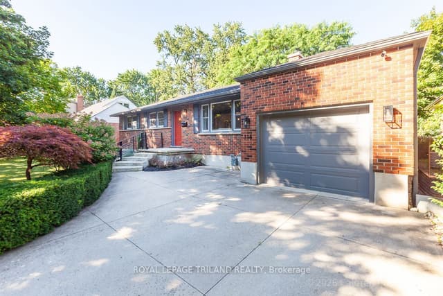 Detached at 315 Bloxam Avenue, London South, ON N6J 3K5