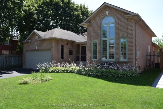 Detached at 51 Daines Drive, Whitby, ON L1R 2E8